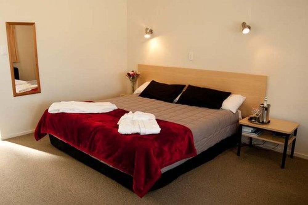Captain Cook Motor Lodge Гізбурн Екстер'єр фото